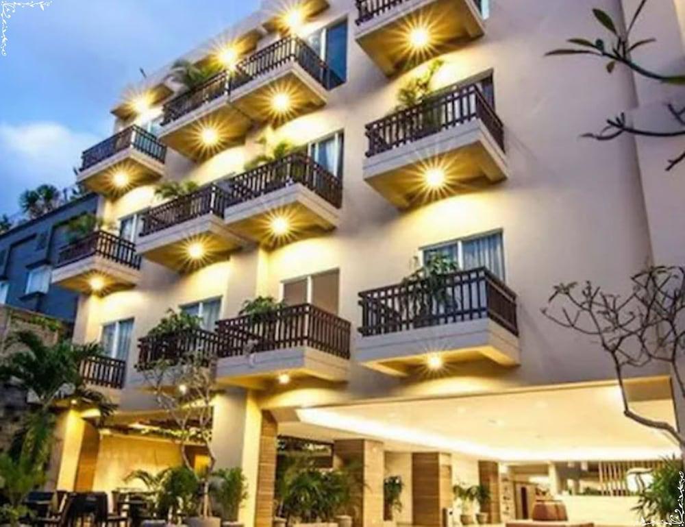Tusita Boutique Hotel Kuta  Exterior photo